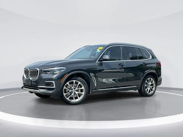 Used 2023 Gray BMW xDrive40i image 1
