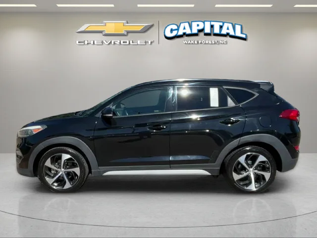 Used 2018 Black Hyundai Value image 2