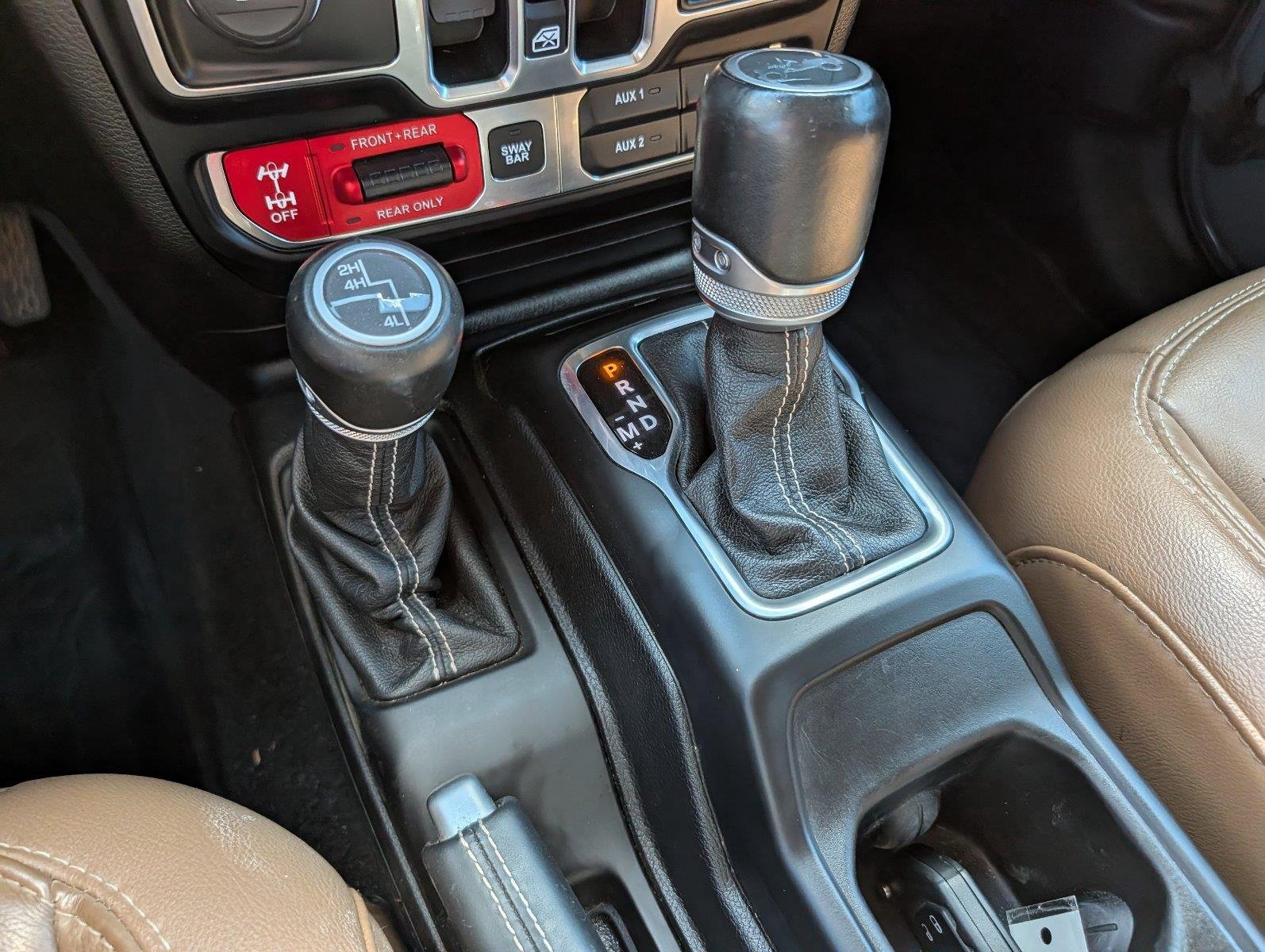 Used 2020 Sting-Gray Clearcoat Jeep Rubicon image 20