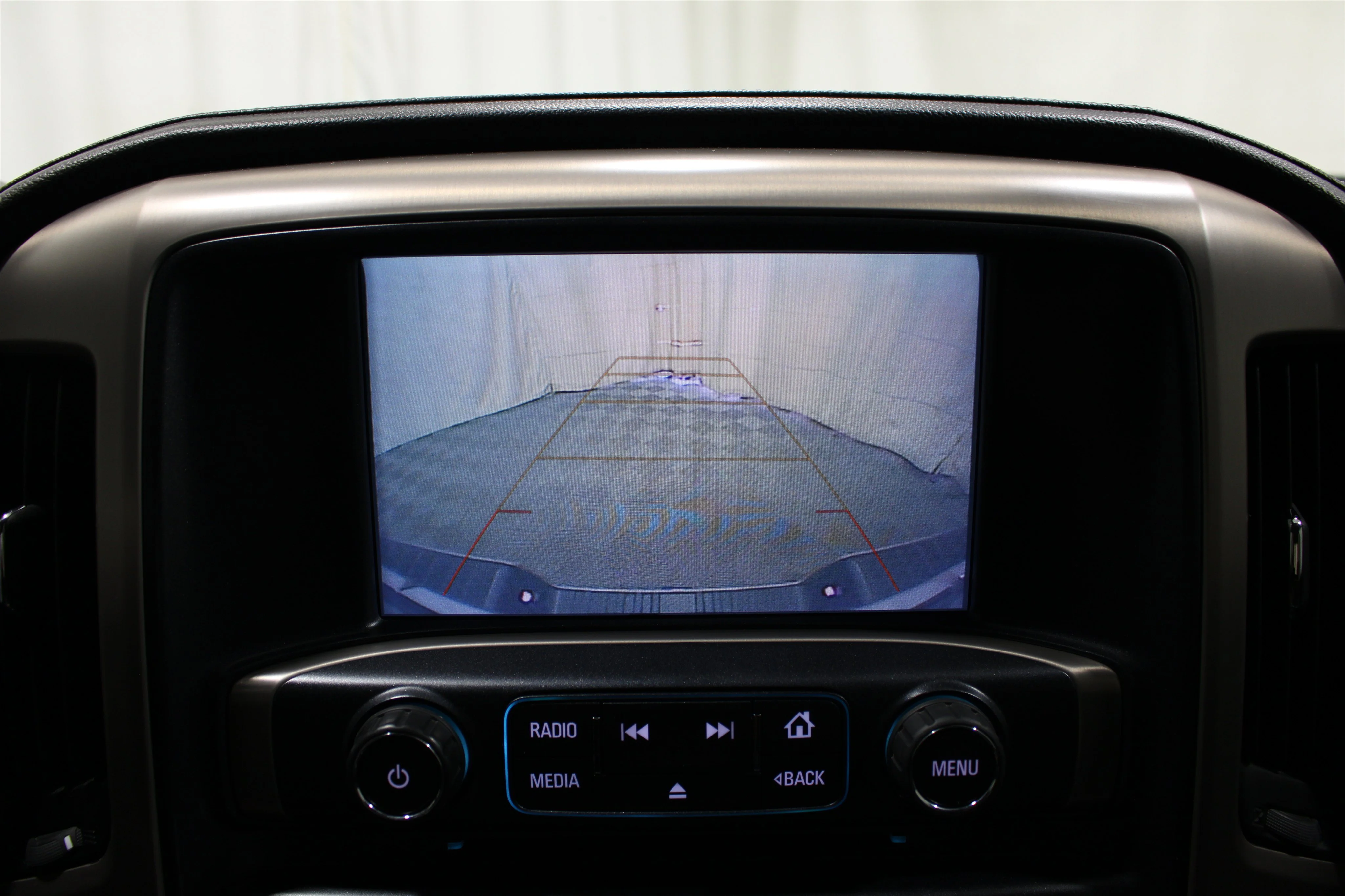 Used 2018 Quicksilver Metallic GMC Denali image 16