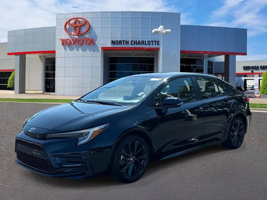 Certified Used 2024  Toyota SE image 5