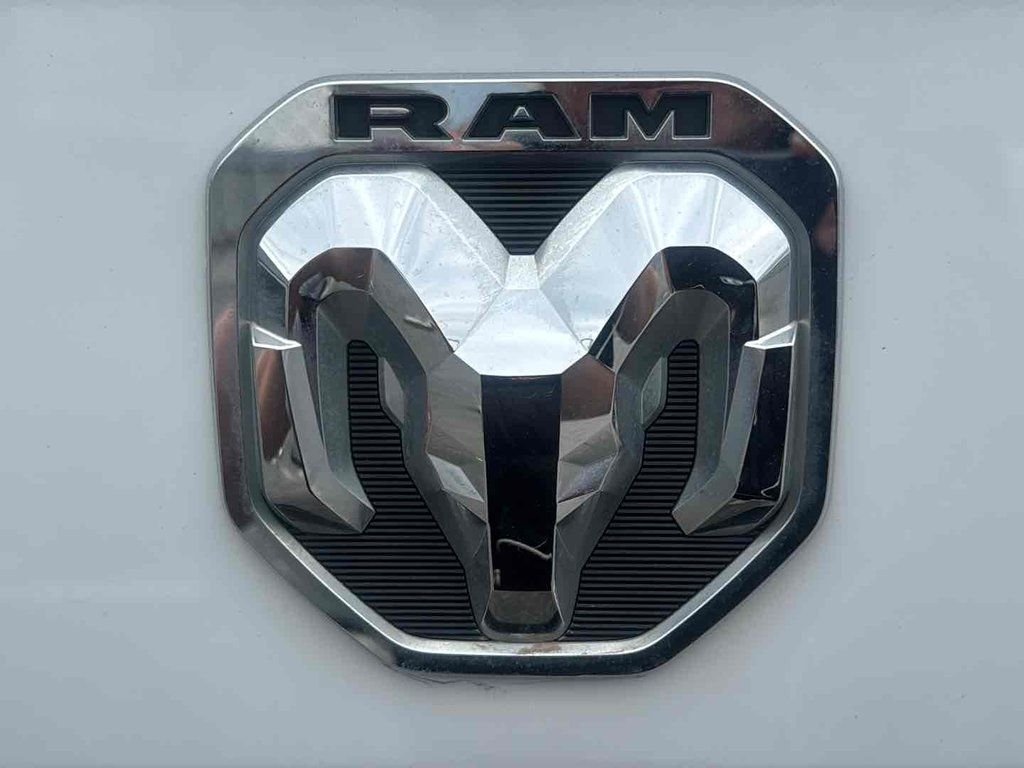 Used 2025 White Ram High Roof image 8