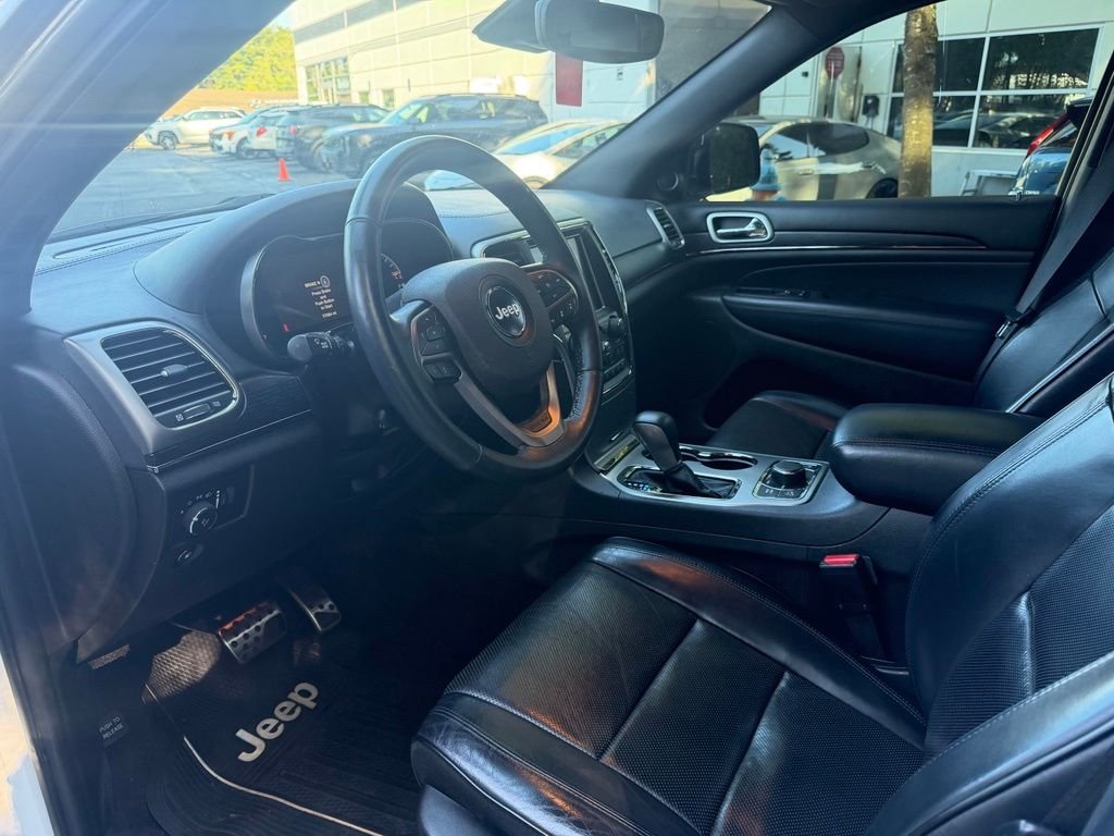 Used 2018 Bright White Clearcoat Jeep Overland image 13