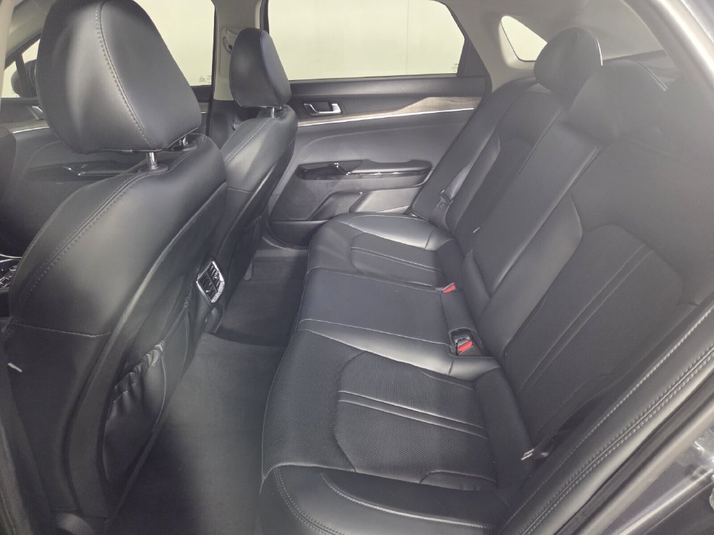 Certified Used 2024 Gravity Gray Kia EX image 23