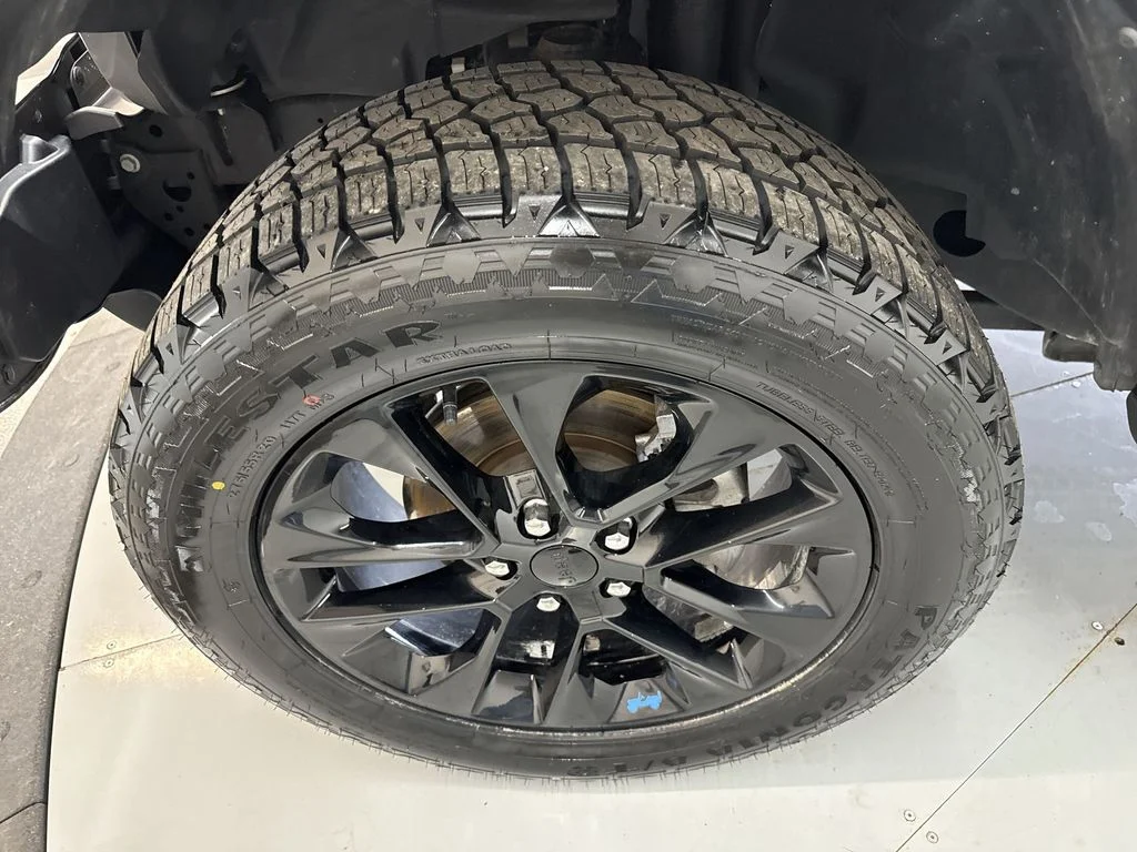 Used 2023 Gray Clearcoat Jeep Sahara 4xe image 31
