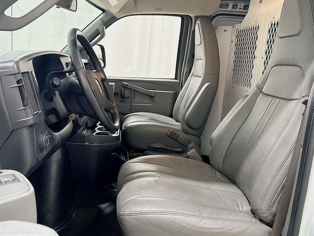 2020 Chevrolet Express Cargo Work Van - Photo 47