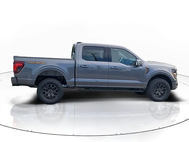 New 2026 Gray Metallic Ford Tremor image 4