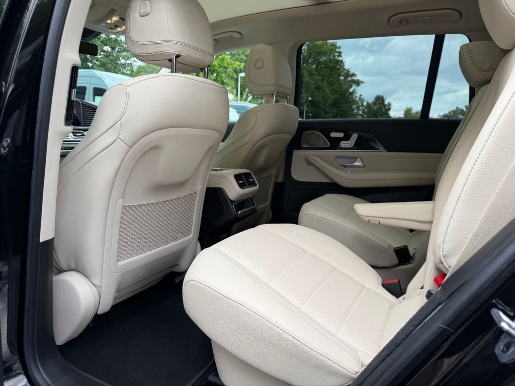 Certified Used 2024 Black Mercedes-Benz GLS 450 image 9