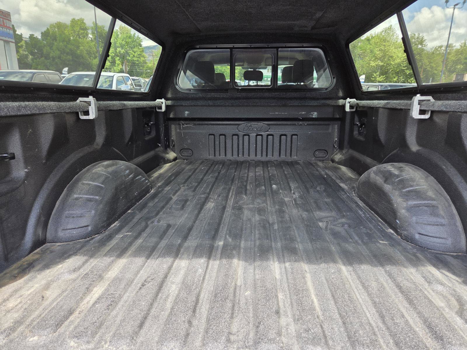 Used 2022 Oxford White Ford LARIAT image 17