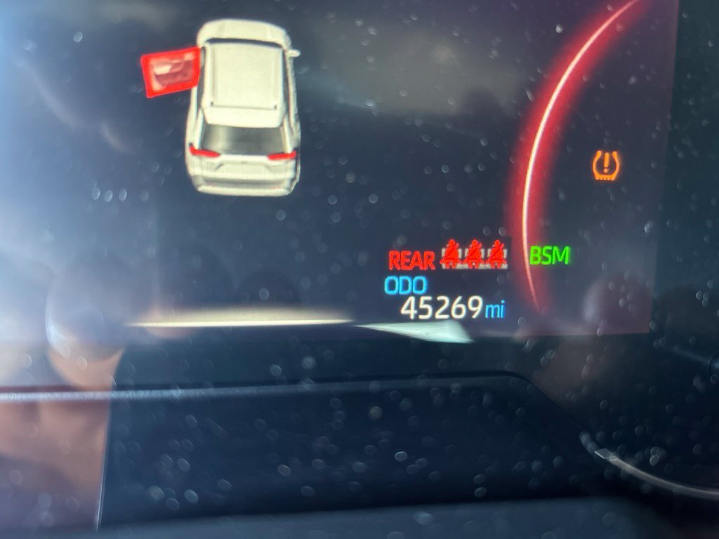 Used 2024 White Toyota Adventure image 12