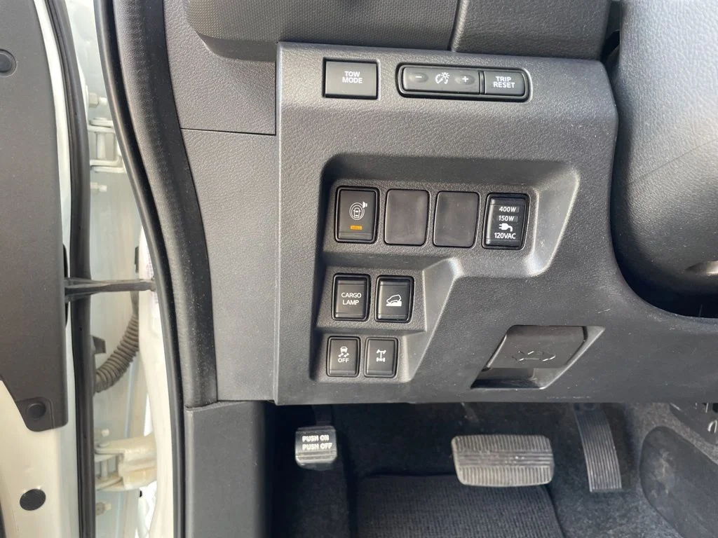 Used 2023 White Nissan PRO-4X image 14
