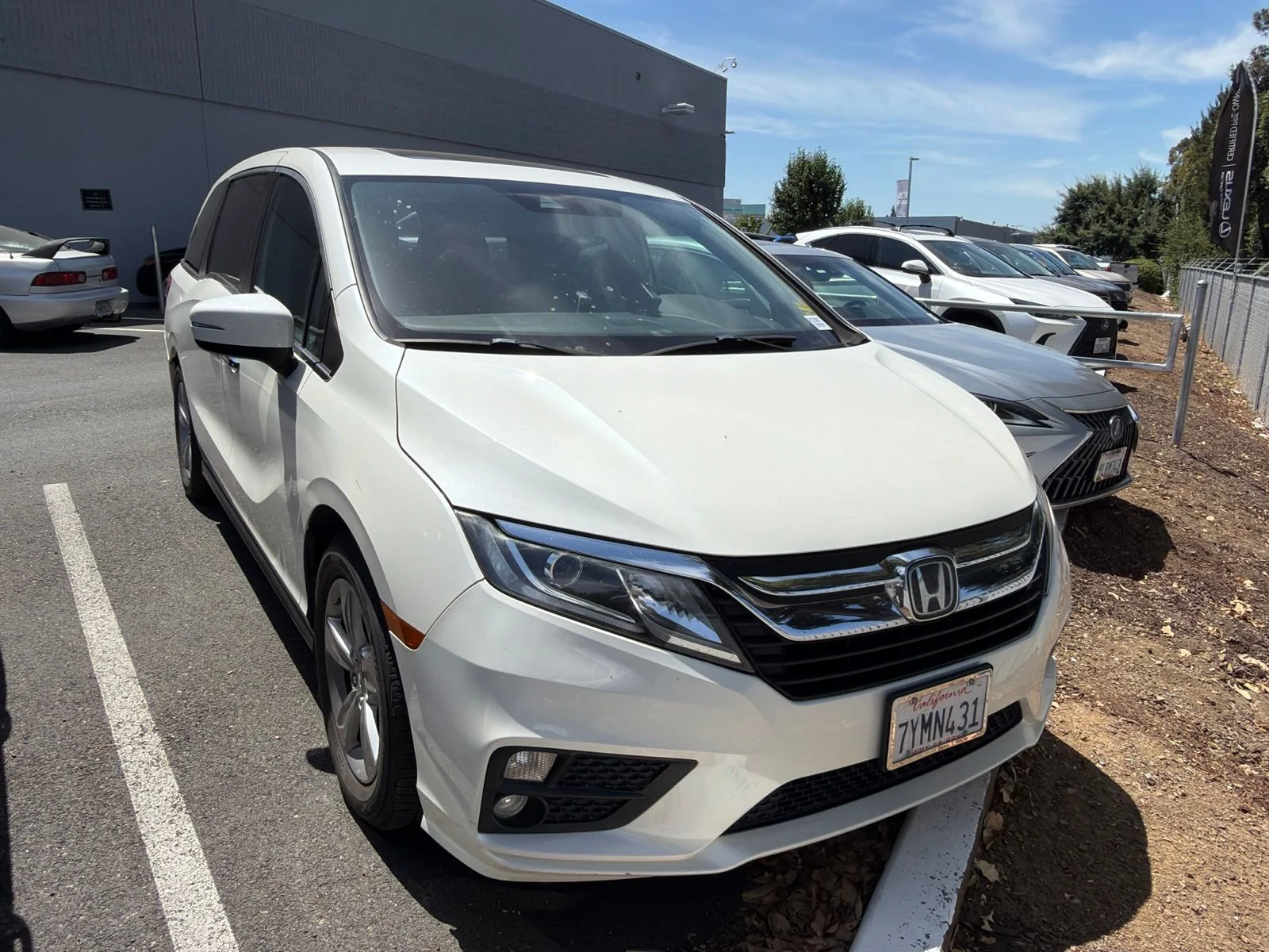 Used 2018 White Diamond Pearl Honda EX-L image 2