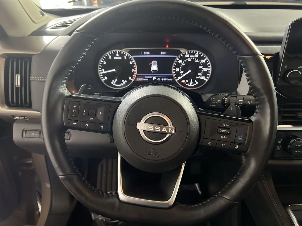 Certified Used 2023 Beige Nissan Platinum image 11