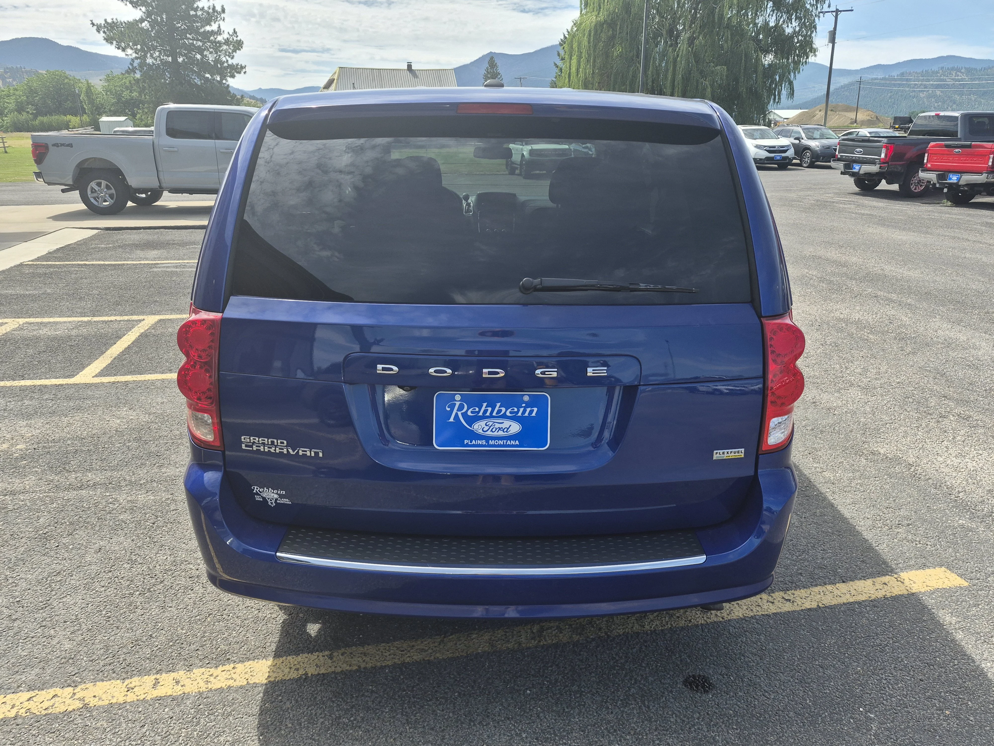 Used 2019 Blue Dodge SE image 14