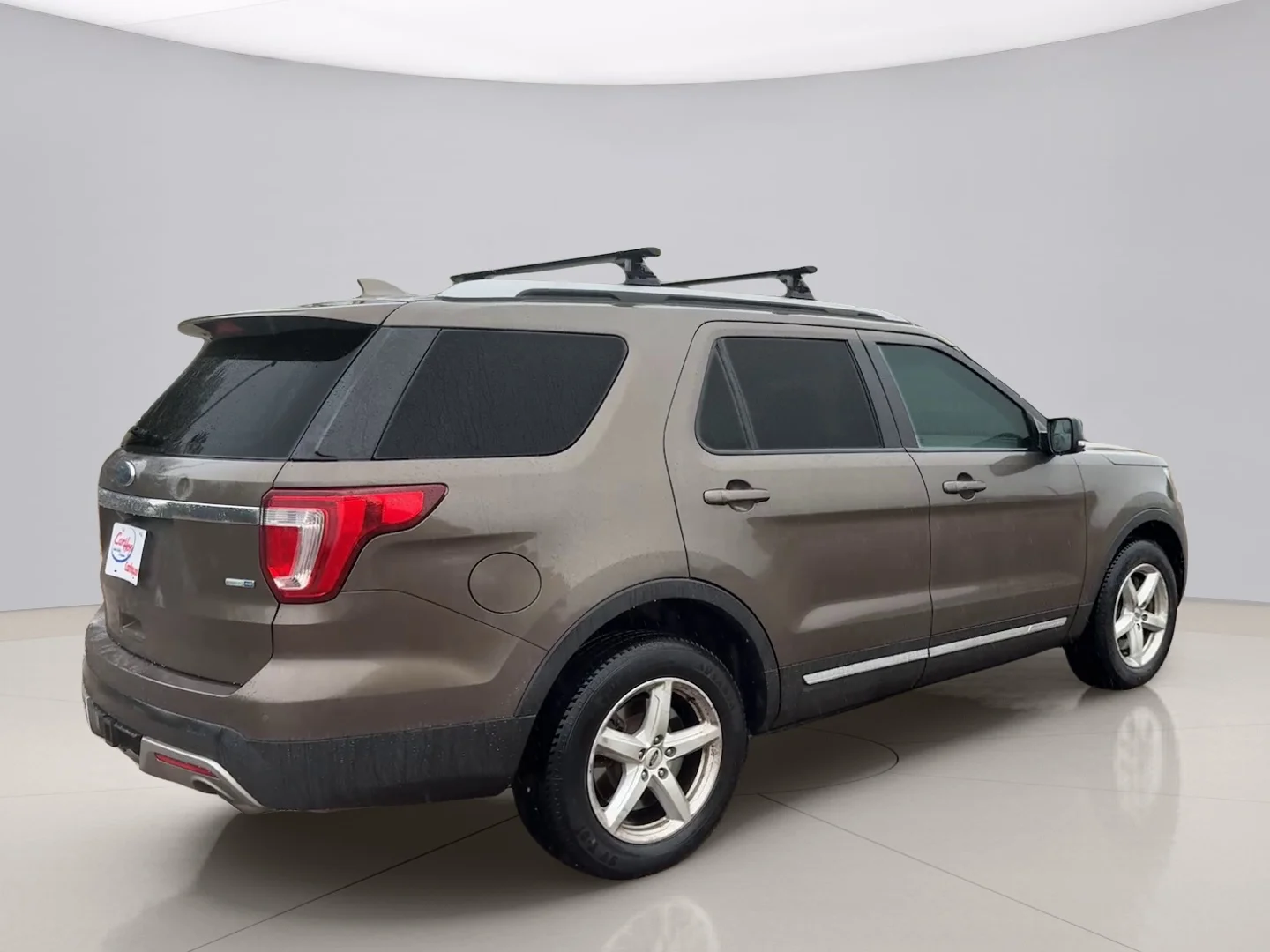 Used 2016 Bronze Ford XLT image 5