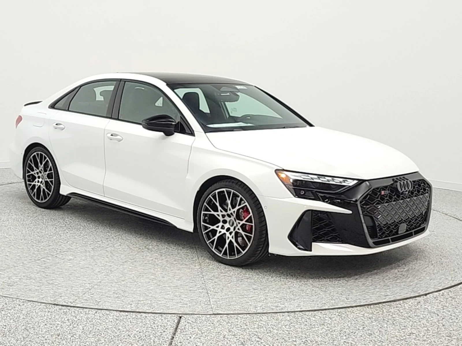New 2026 Arkona White Audi quattro image 3