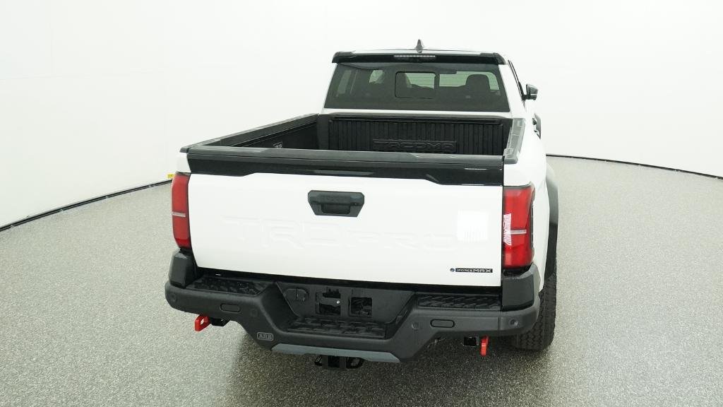 2026 Toyota Tacoma TRD Pro - Photo 3