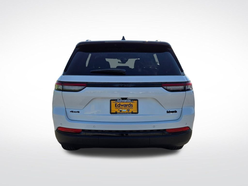Used 2025 White Jeep Altitude X image 4
