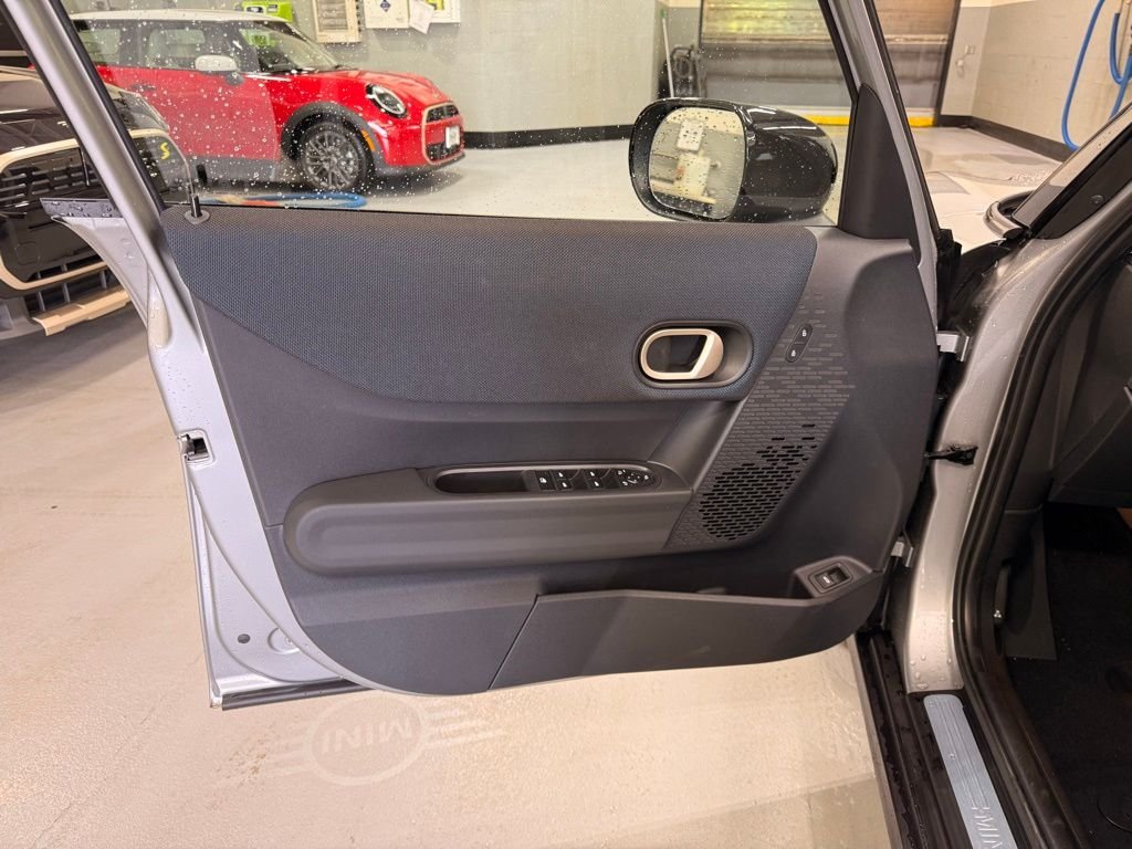 2025 MINI Hardtop 4 Door S - Photo 10