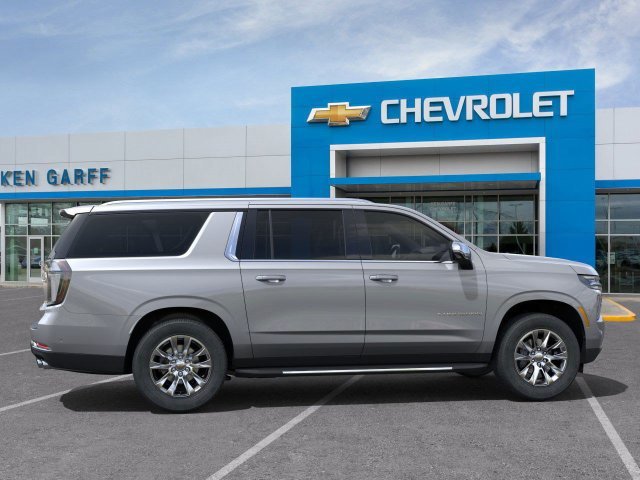 2025 Chevrolet Suburban Premier - Photo 5