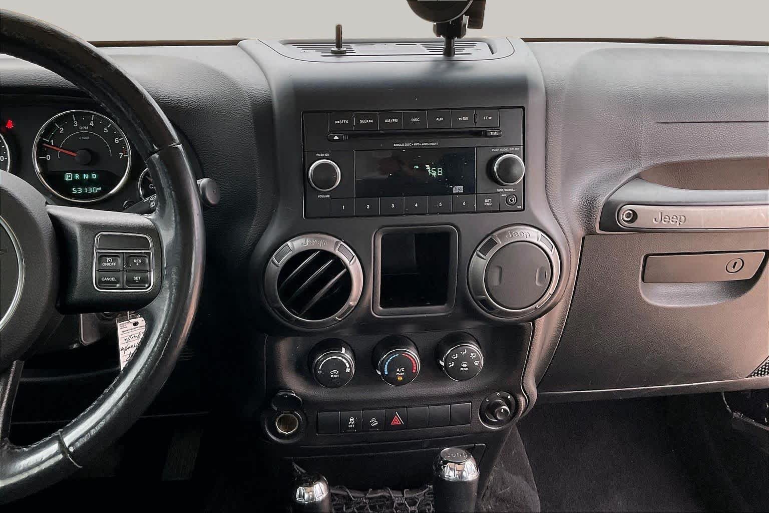 Used 2018 Xtreme Purple Pearlcoat Jeep Sport S image 7