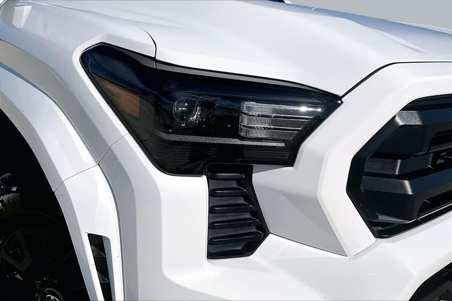 Used 2024 Ice Cap Toyota SR5 image 26