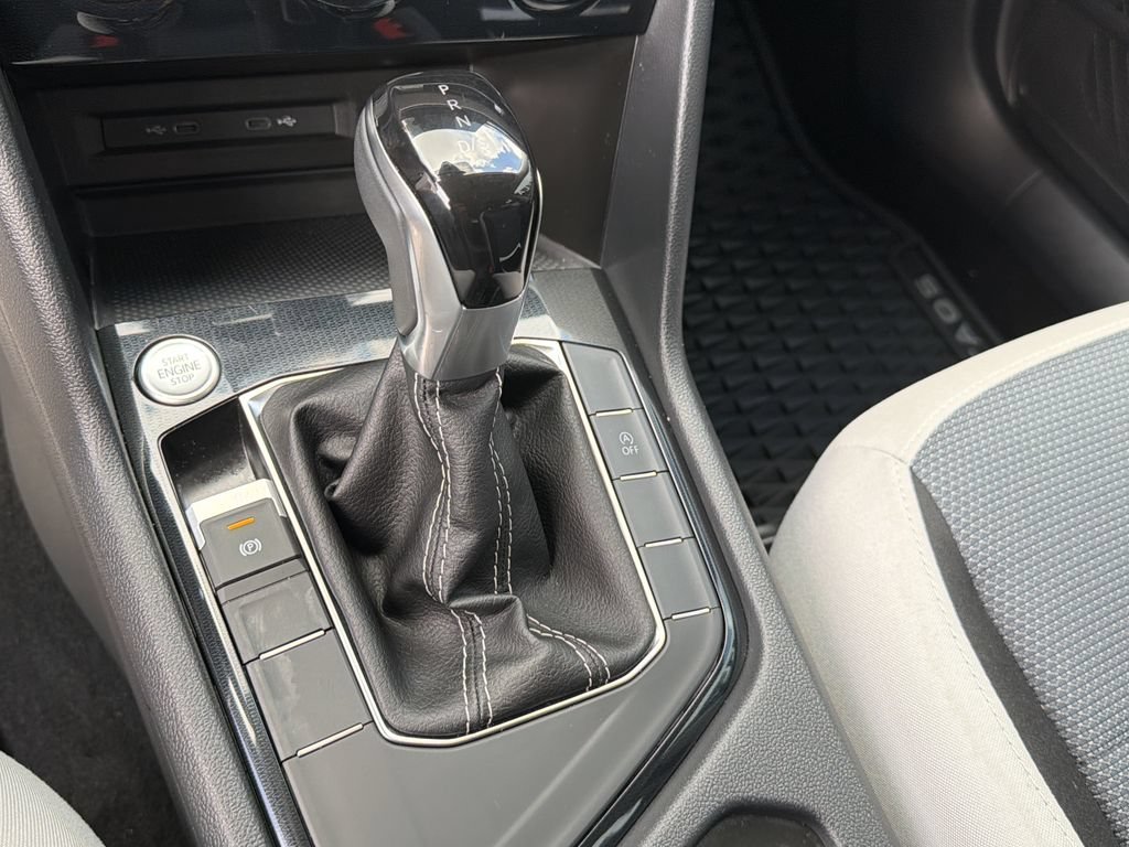 2025 Volkswagen Taos S - Photo 25