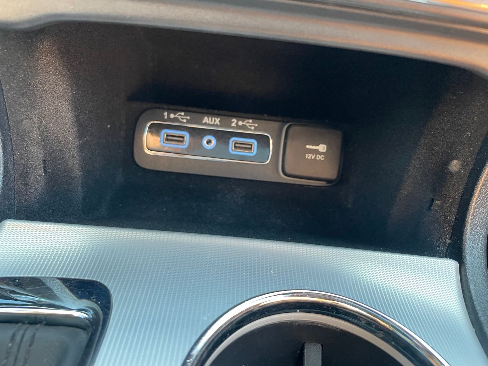 Used 2020 White Jeep Summit image 23