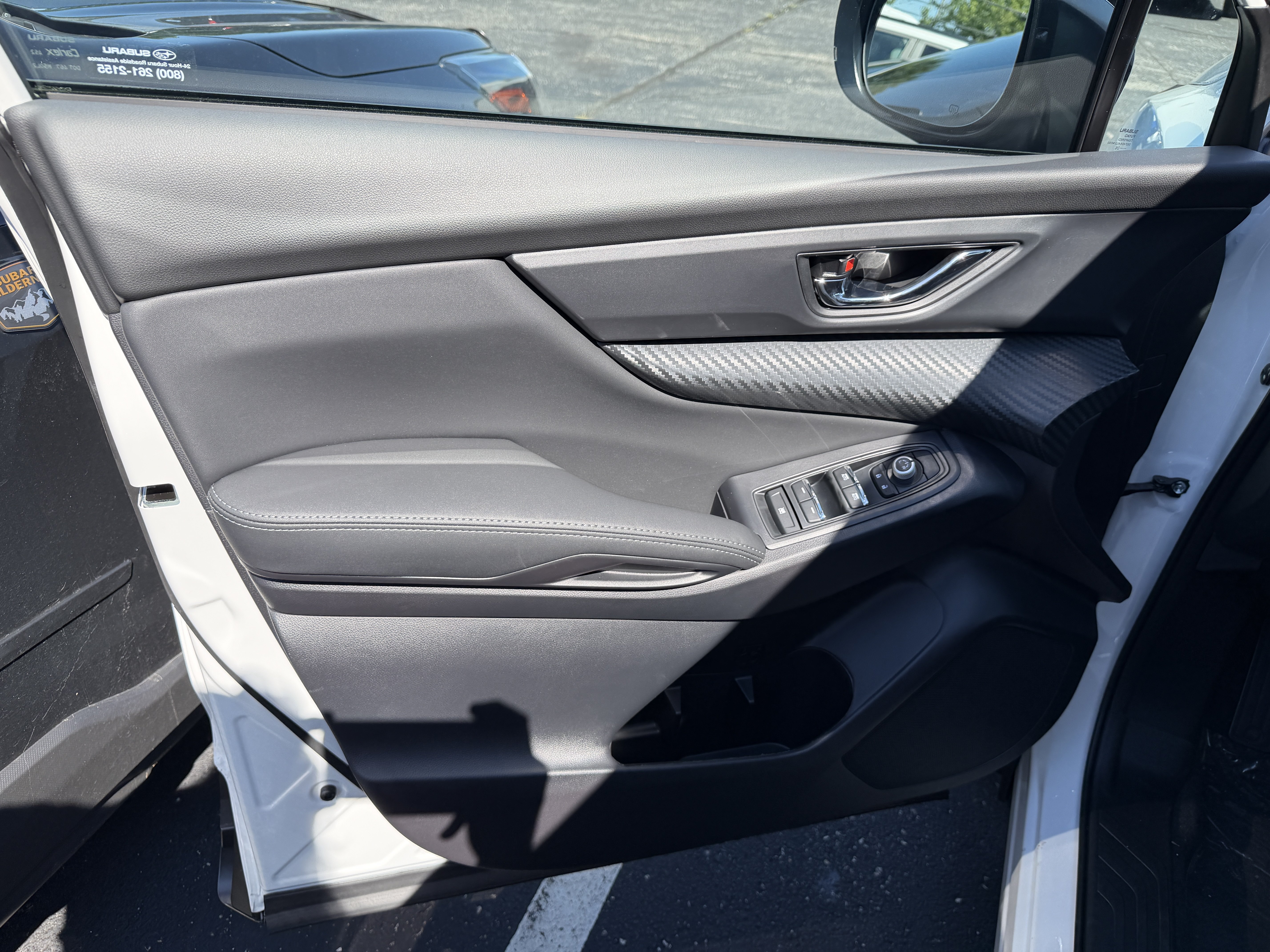 New 2026 CRYSTAL WHITE PEARL Subaru Premium 7-Passenger image 9