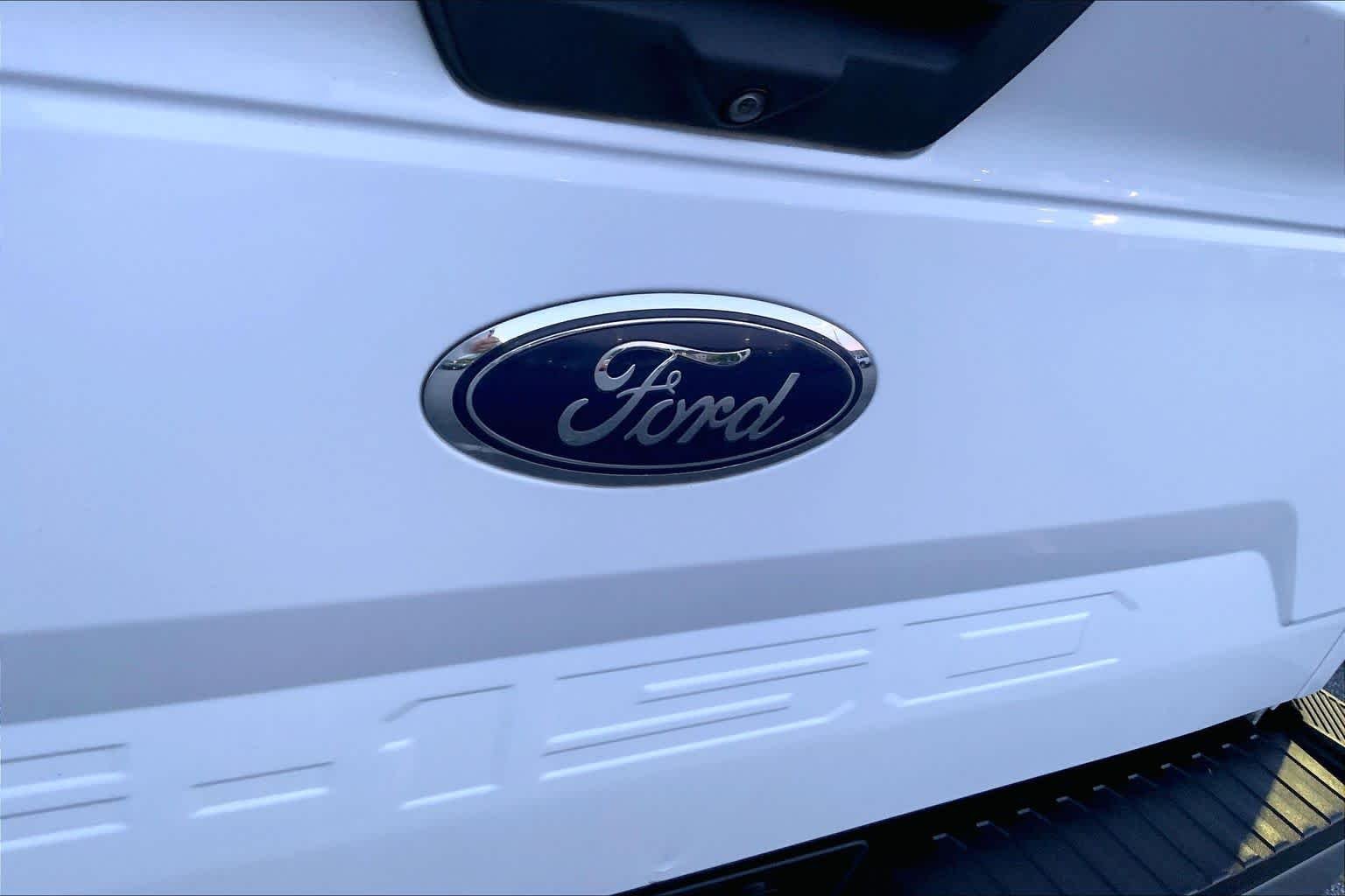 Used 2018 Oxford White Ford XLT image 10