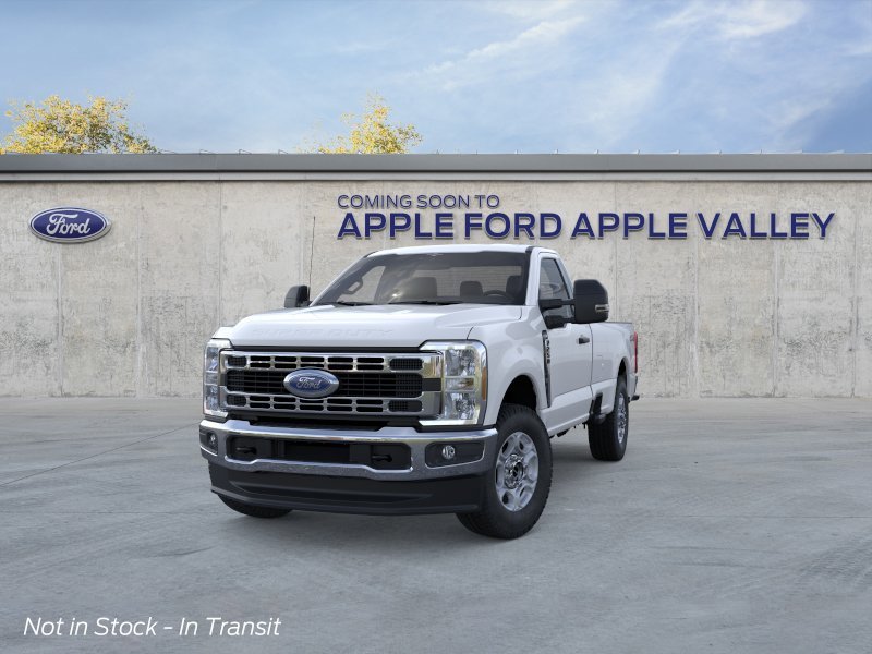 New 2026 Oxford White Ford XLT image 2