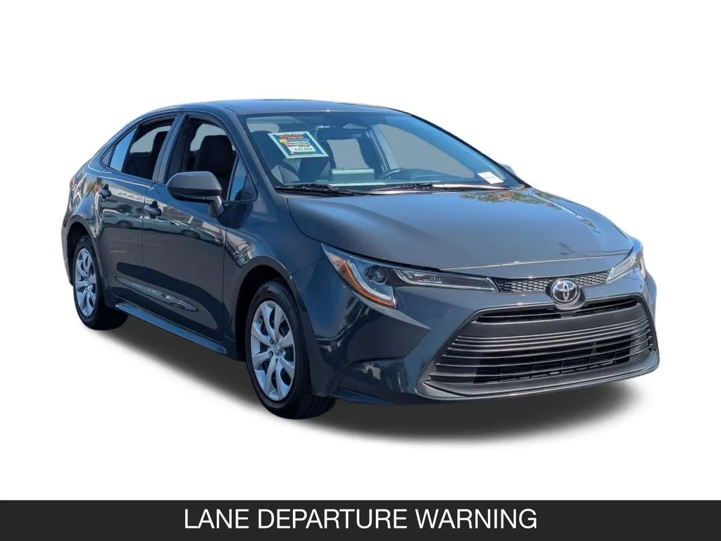 Used 2024  Toyota LE image 2