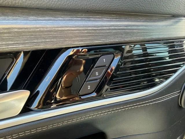 2024 Jeep Wagoneer Series III - Photo 11