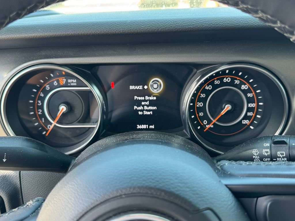 Used 2021 White Jeep Unlimited Sport S image 25