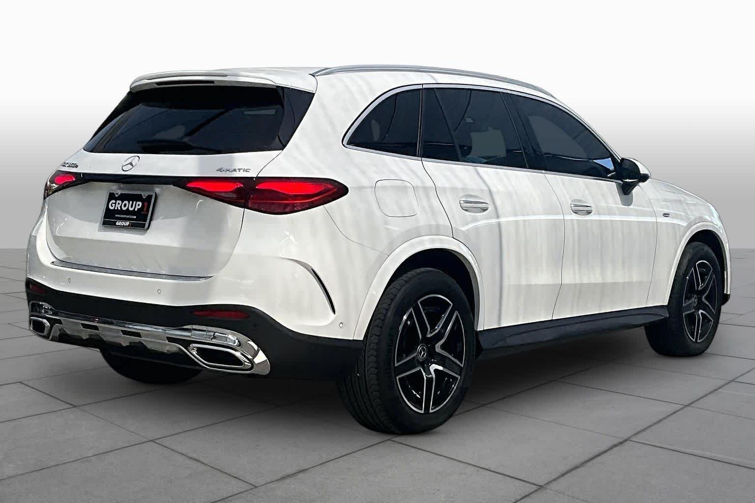 Used 2025 Polar White Mercedes-Benz GLC 350e image 13