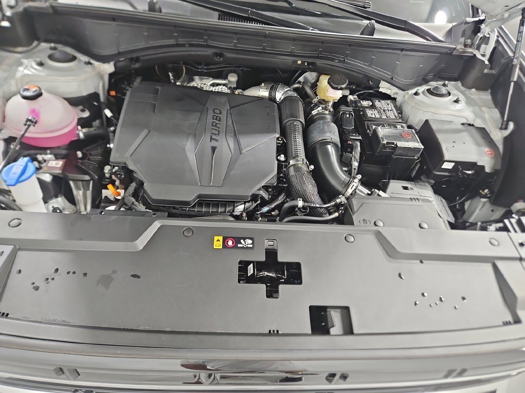 Used 2026 Silver Hyundai XRT image 23