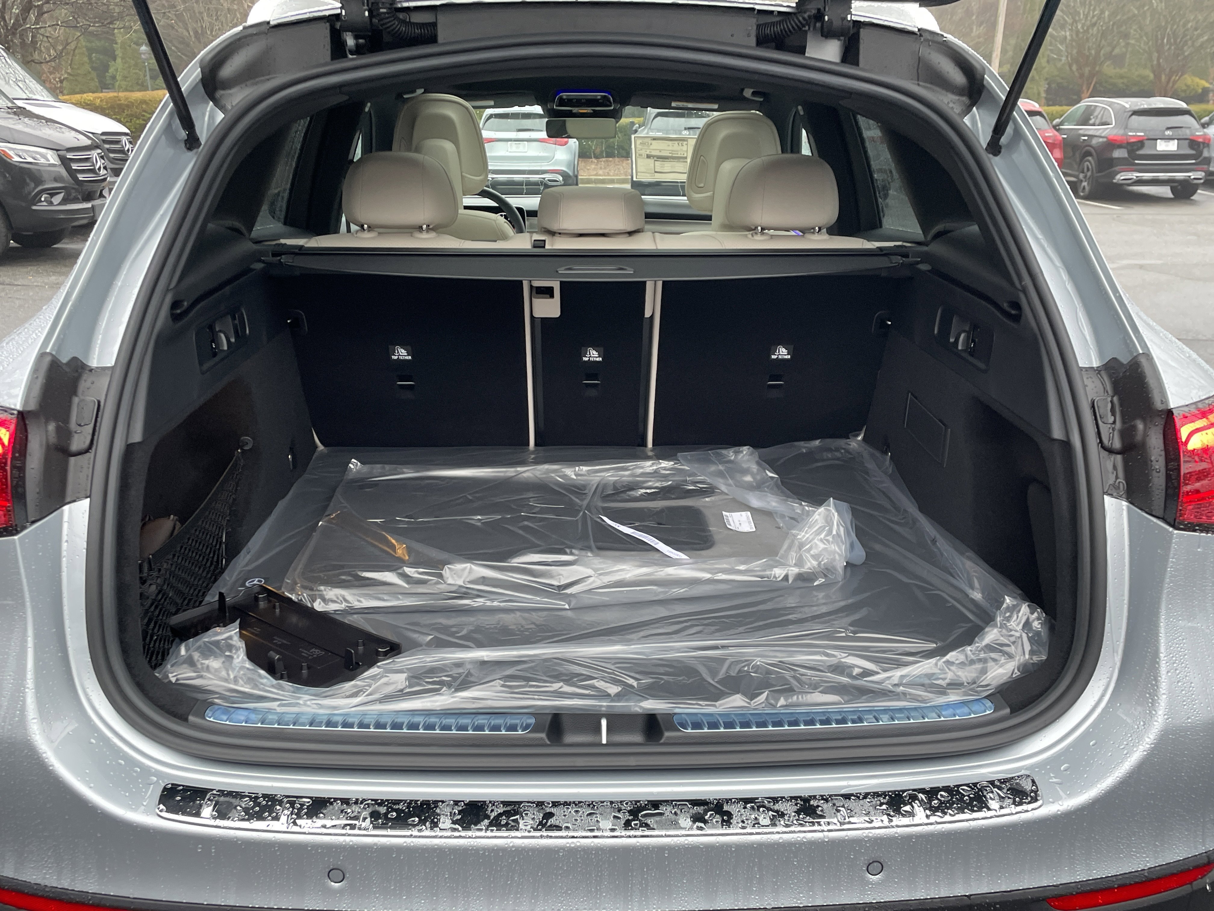 New 2026 Cirrus Silver Metallic Mercedes-Benz GLC 300 SUV image 9