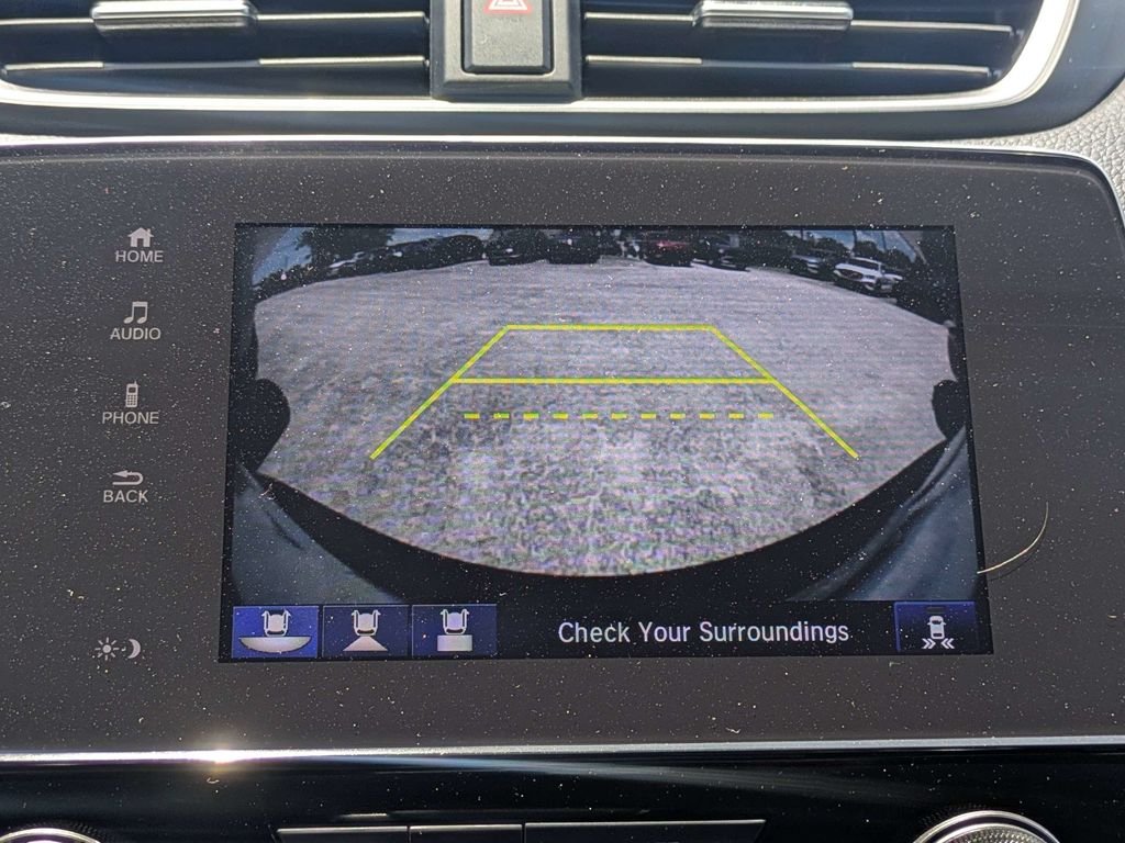 Used 2022 White Honda EX-L image 23