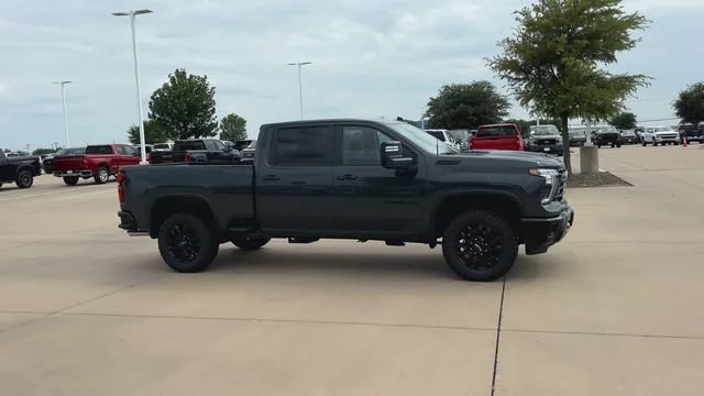 2026 Chevrolet Silverado 2500 HD LT - Photo 2