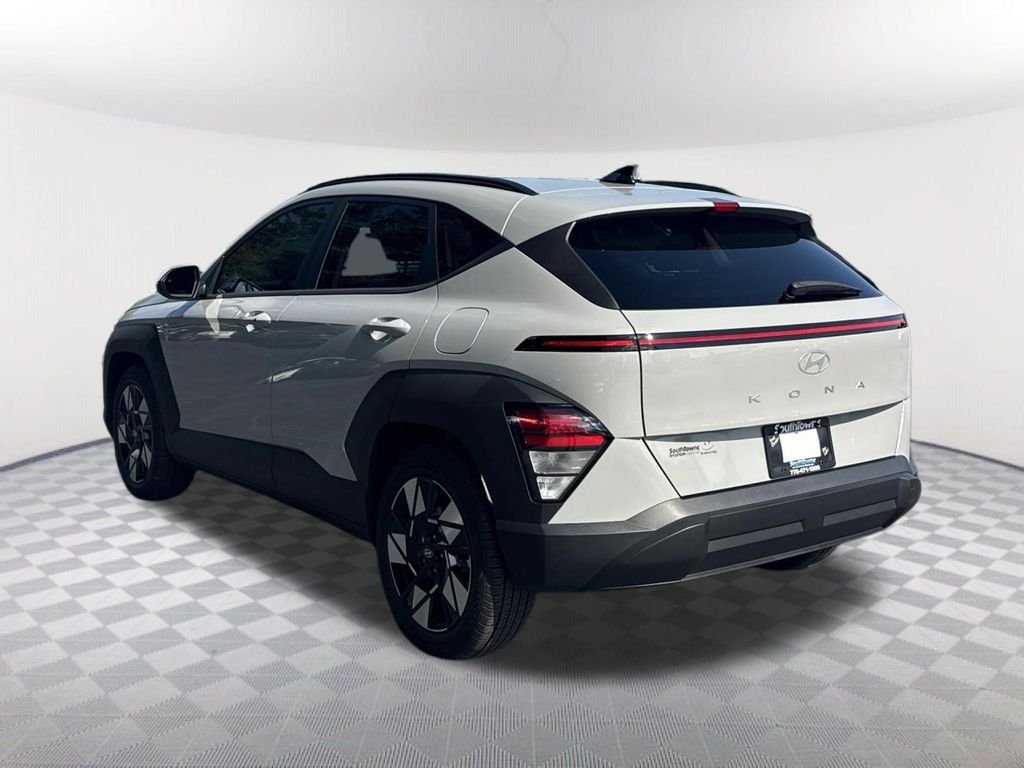 Used 2025 Gray Hyundai SEL image 7