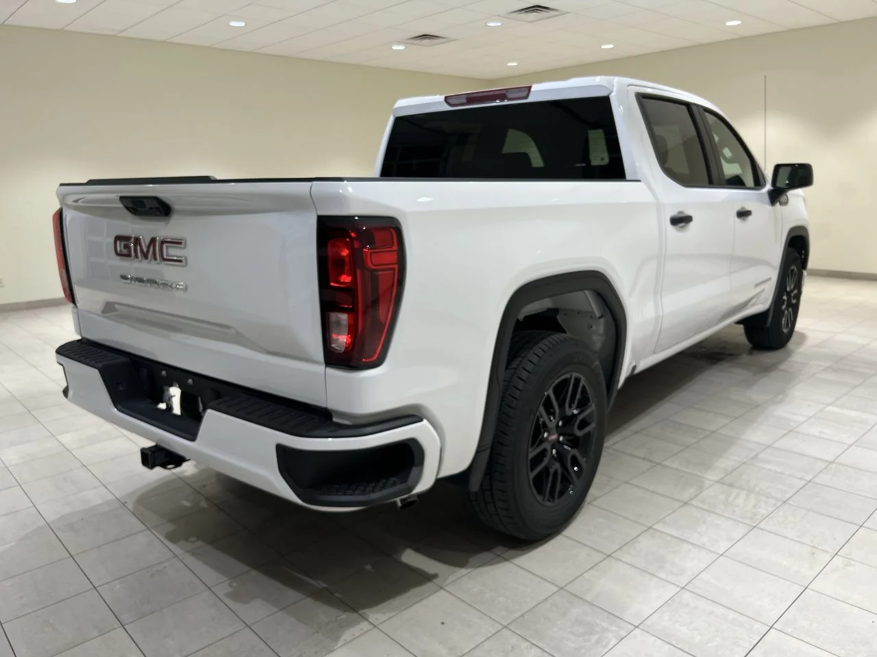 2025 GMC Sierra 1500 Pro - Photo 43
