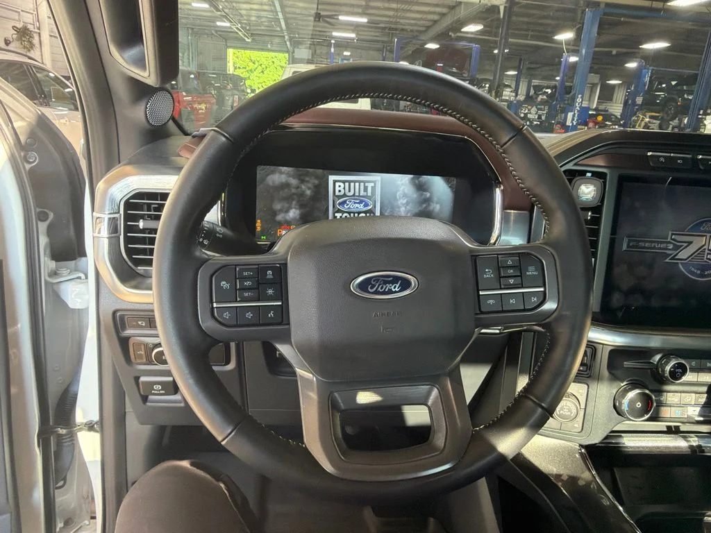 Used 2023 White Ford Lariat image 20