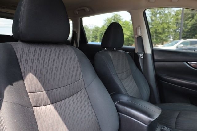 Used 2018 Magnetic Black Nissan SV image 40