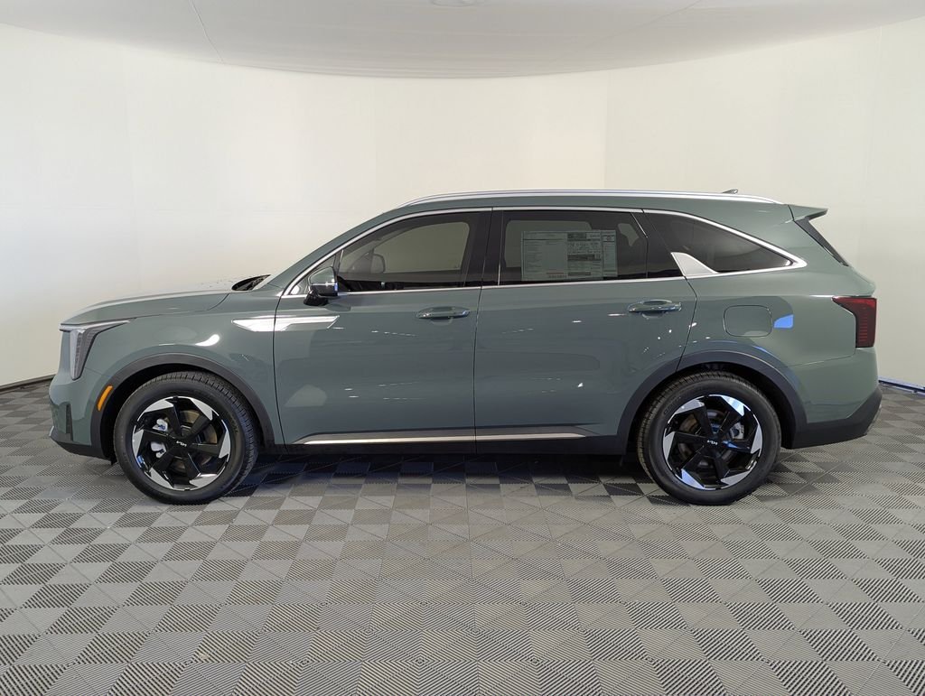 New 2026 Cityscape Green Kia EX image 4