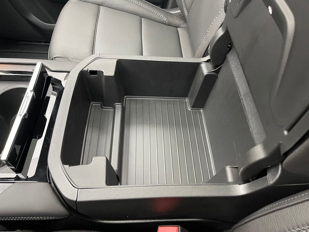New 2026 Summit White GMC Denali image 38
