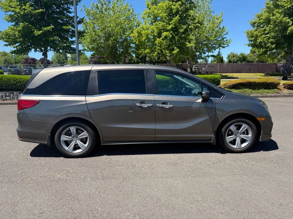 Used 2019 Pacific Pewter Metallic Honda EX-L image 8