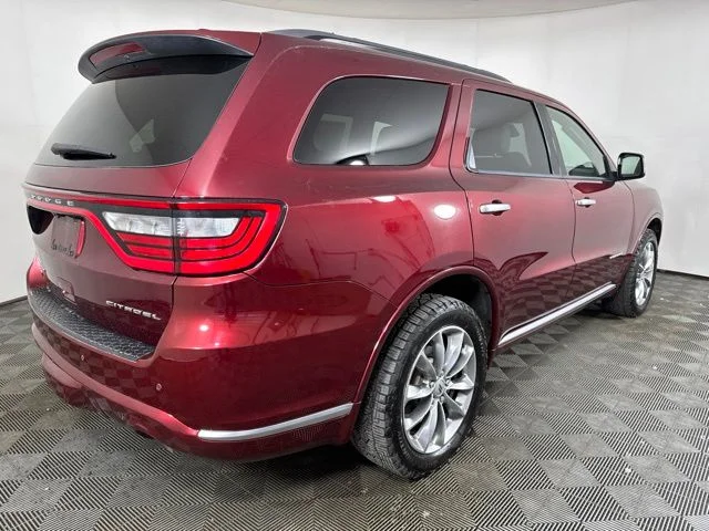 Used 2021 Octane Red Pearlcoat Dodge Citadel image 3