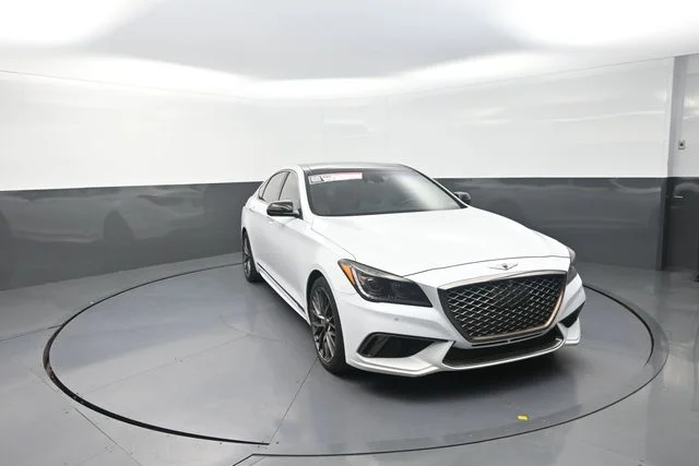 Used 2018 White Genesis 3.3T Sport image 7