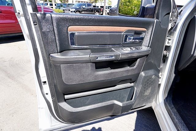 Used 2017 Silver Ram Laramie image 21