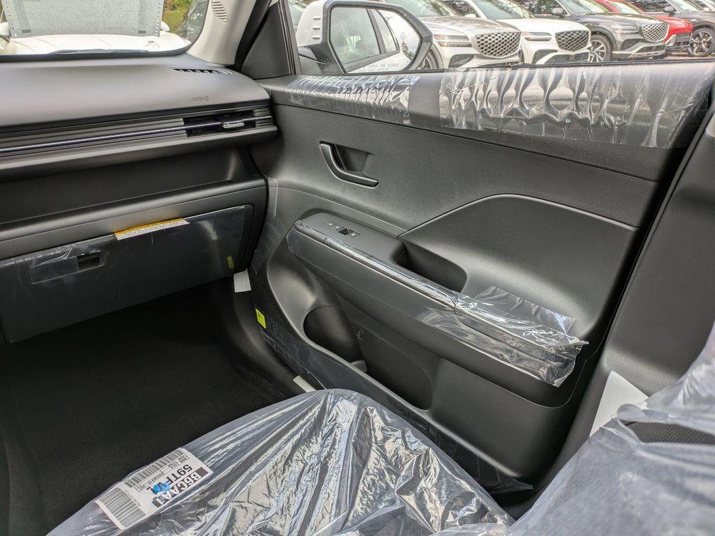 New 2026 White Hyundai SE FWD image 20